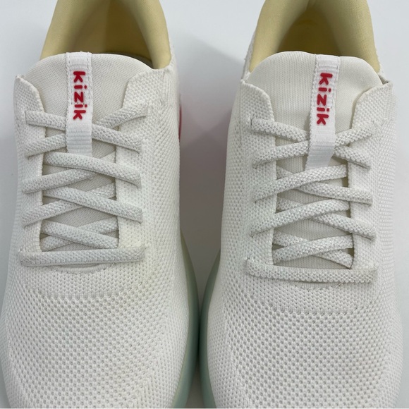 NWOT Kizik Youth Girls Athens Sunrise White Blue Athletic Shoe Sneaker Size 3 - Picture 4 of 10